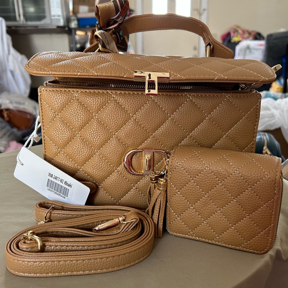 Elegant Tan Quilted Handbag Set